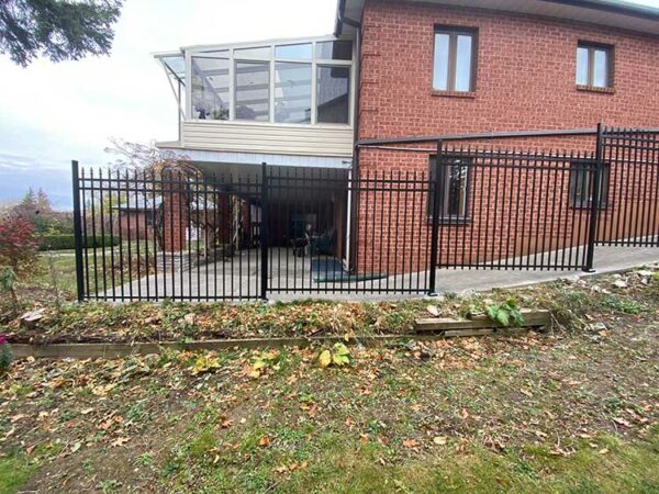 Aluminum Picket Fence Installation in Mississauga