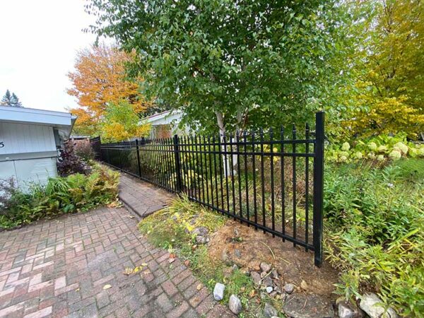 Aluminum Picket Fence Installed in Canada