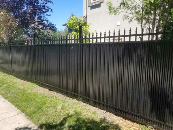 Aluminum Privacy Fence in Canada