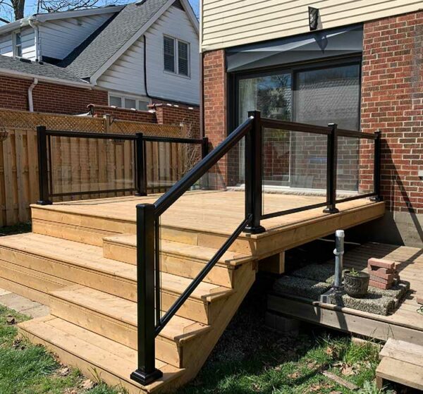 Deck-Railings-Installed-in-Newmarket